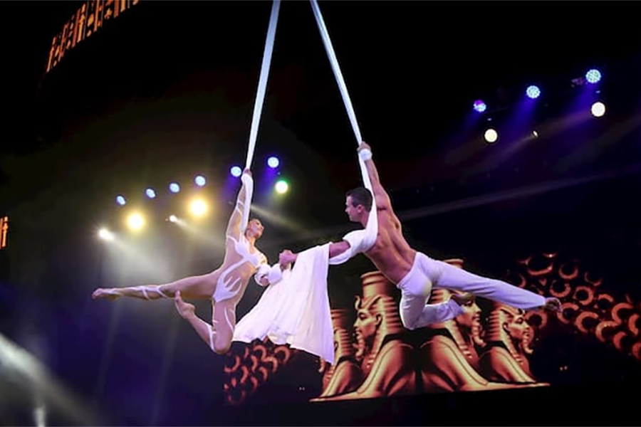  Adaggio duets / acrobatic dance duets